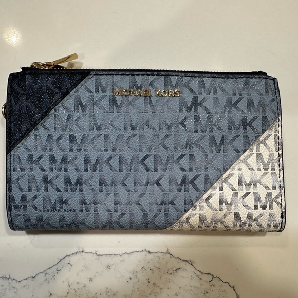 Michael Kors Jet Set Double Zip Wallet Navy Multi - NWOT - Picture 1 of 9